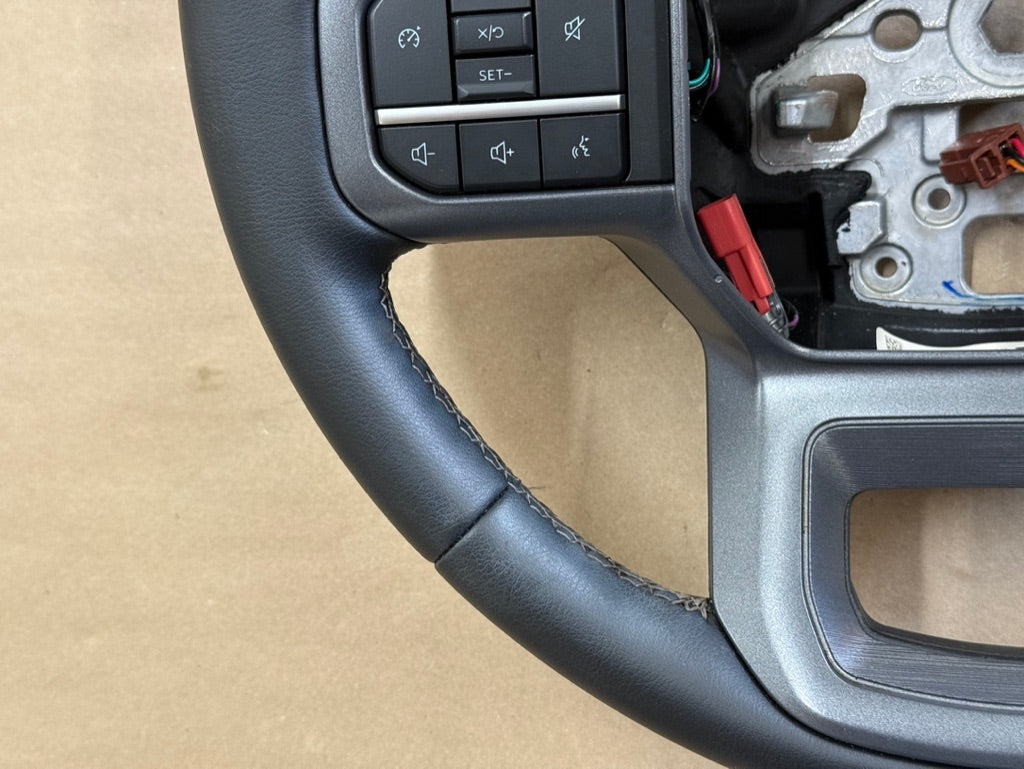 2023-2026 Ford F-250 F-350 Super Duty Soft Leather Steering Wheel 11k miles