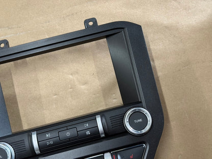 2021 Ford Mustang GT Touch Screen, Face Plate, Radio, Module USB Port