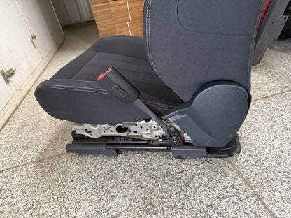 2018-2023 Ford Mustang GT Coupe RH Passenger Seat Black Cloth