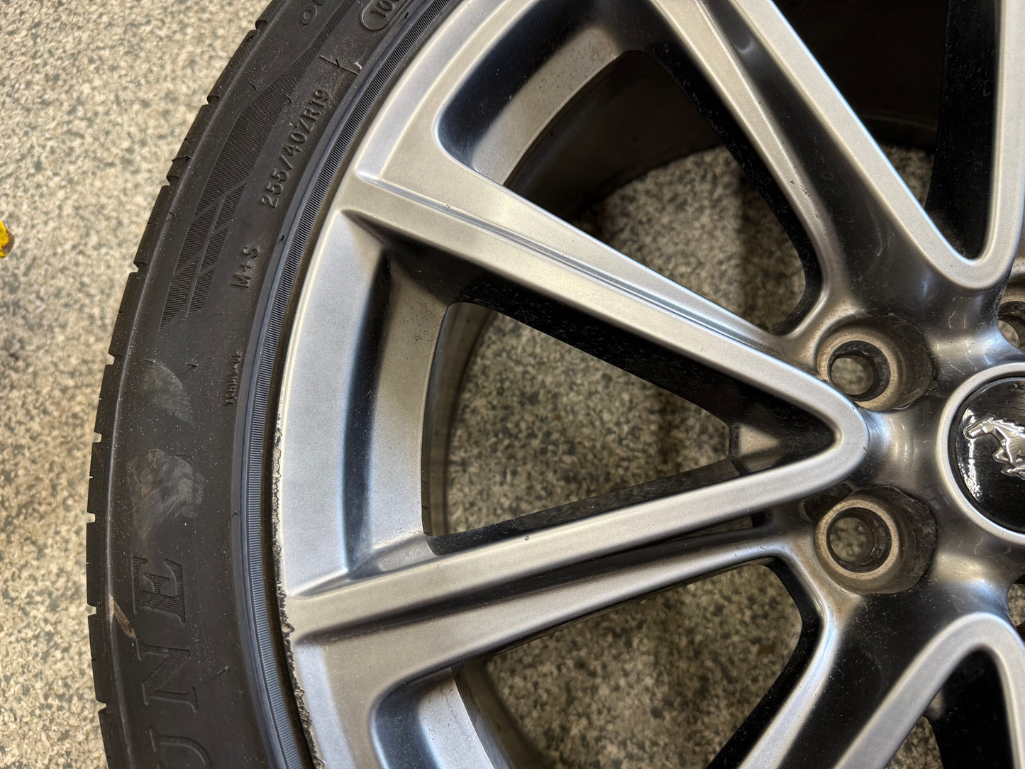 2015-2017 Ford Mustang GT Wheel Rim 19"x8.5" Fortune Viento 255/40/19
