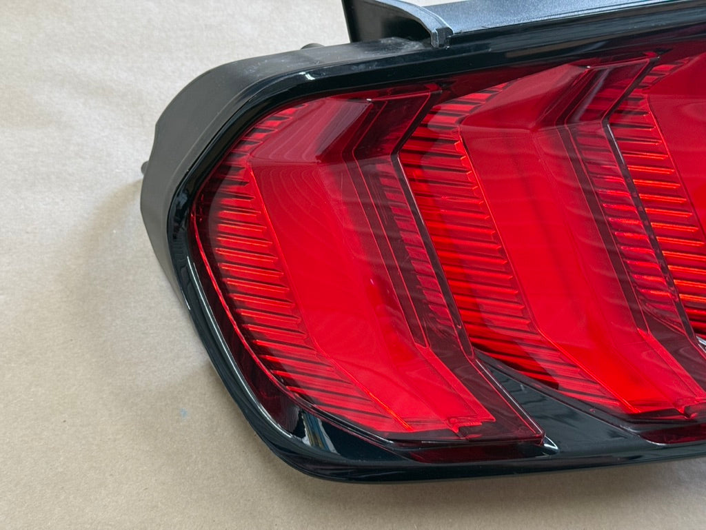 2018-2023 Ford Mustang GT350 GT V6 EcoBoost Tail Light LH Driver Side LED