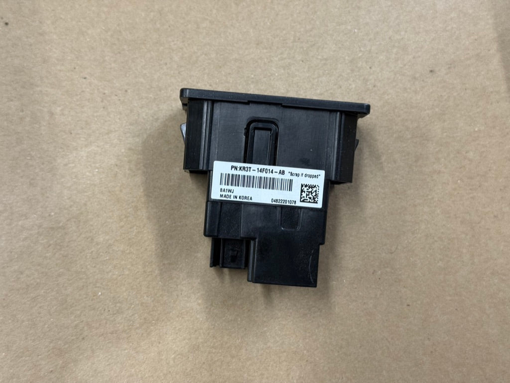 2022 Ford Mustang GT Touch Screen, Face Plate, Radio, Module USB Port