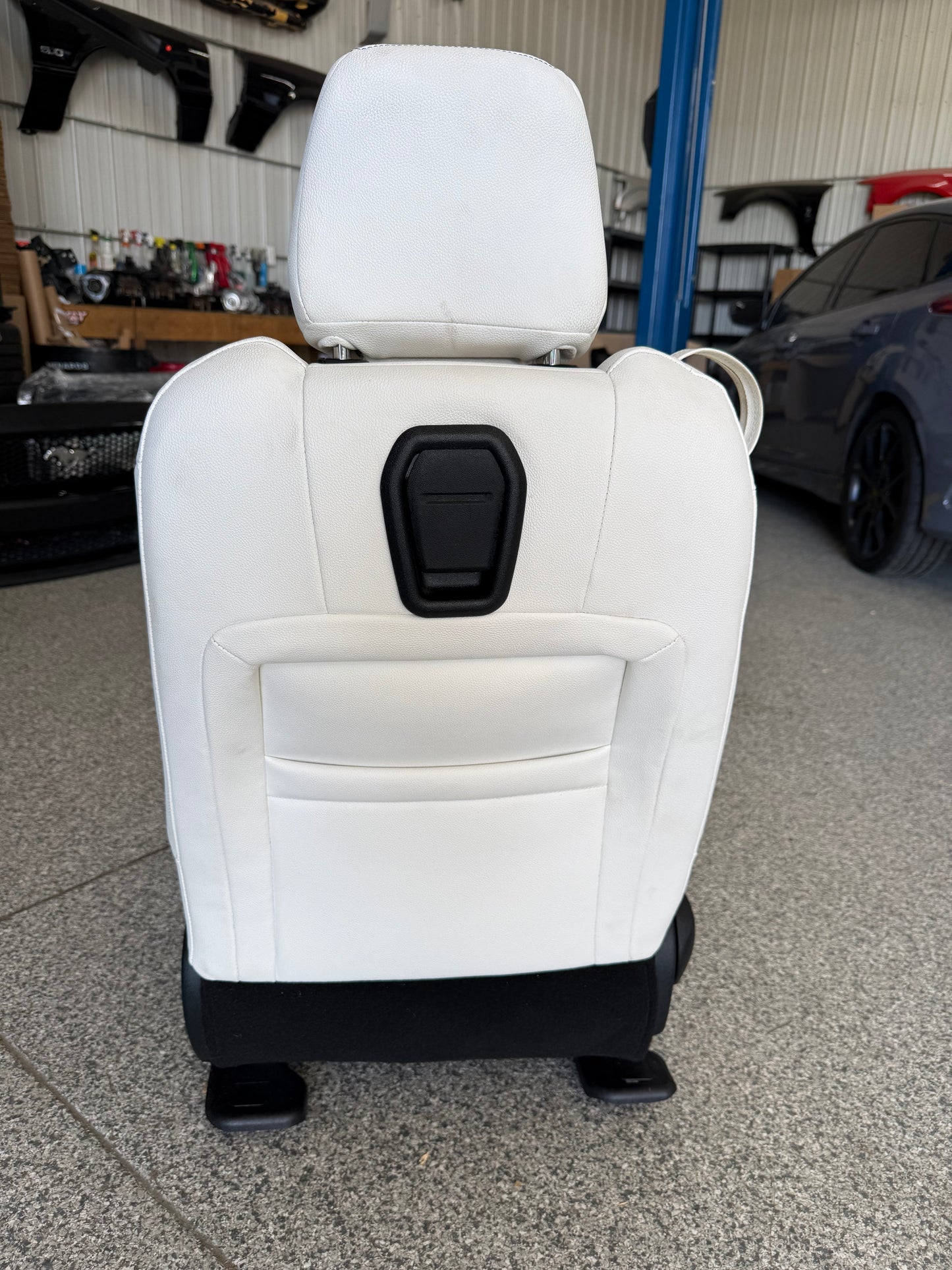 2018-2023 Ford Mustang GT White Aftermarket Leather Coupe Front Rear Power Seats