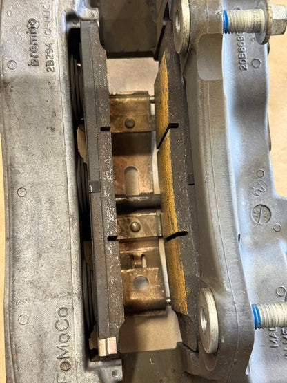 2015-2023 Ford Mustang GT Front 6 Piston BREMBO Brake Calipers