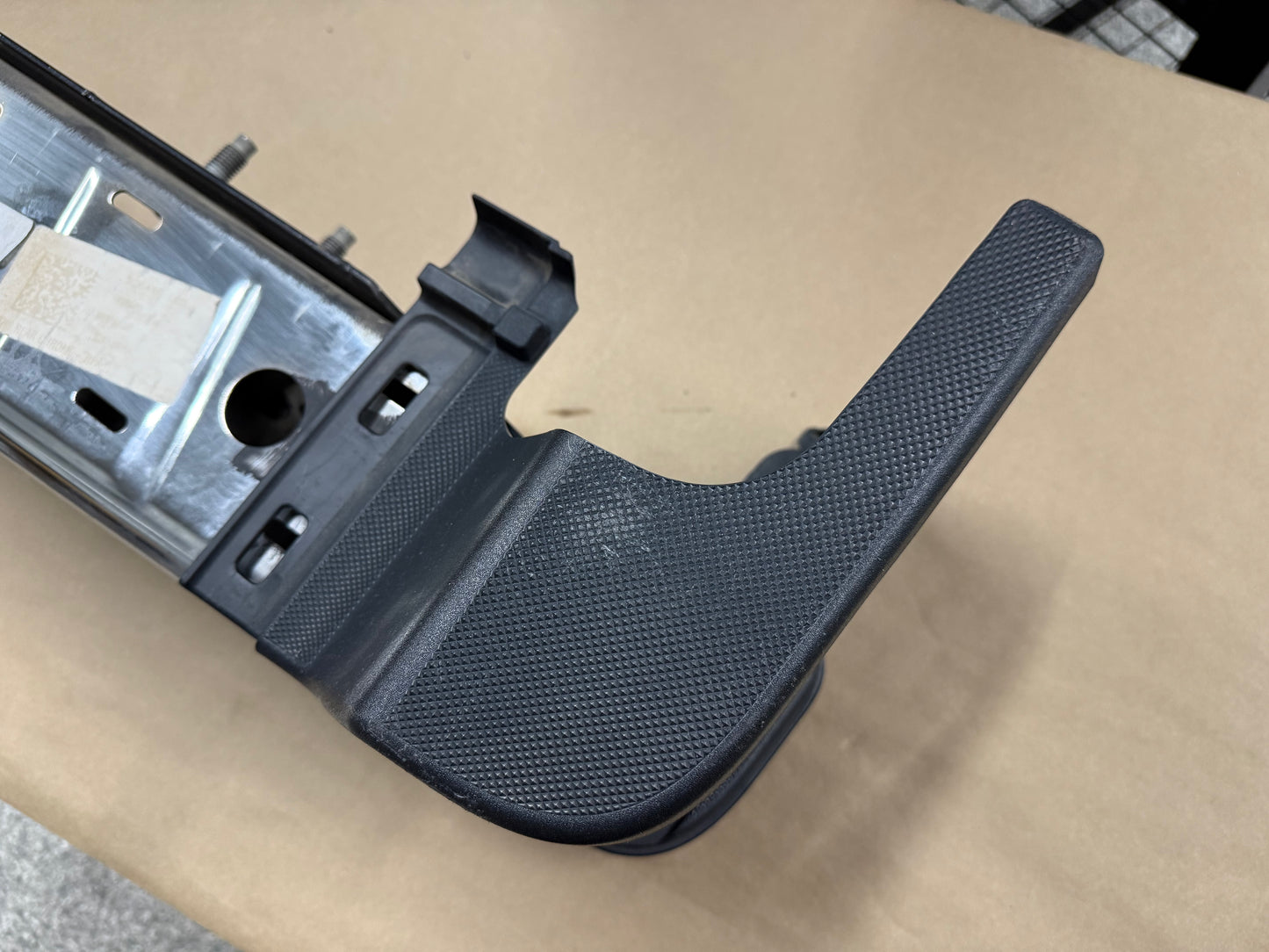 2023-2025 FORD F-250 F-350 RH PASSENGER SIDE REAR BUMPER END CAP CHROME