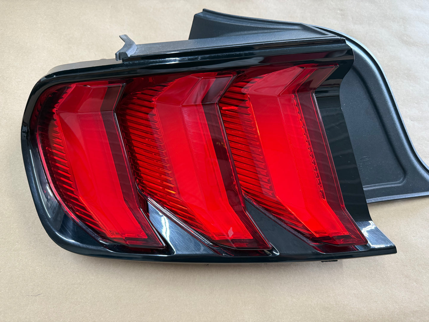 2018-2023 Ford Mustang GT350 GT V6 EcoBoost Tail Light LH Driver Side LED