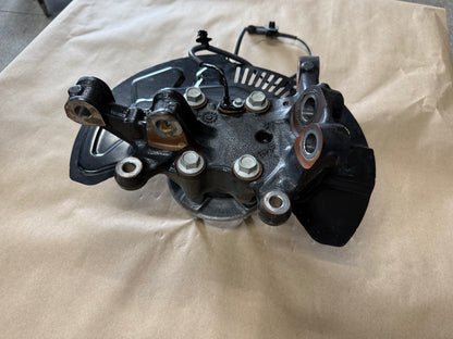 2024-2026 Ford Mustang GT LH Driver Side Front Spindle Knuckle Hub