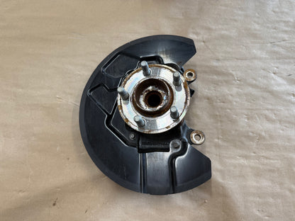 2021-2023 Ford Mustang 5.0 GT LH Driver Side Front Spindle Knuckle Hub 4 Bolt