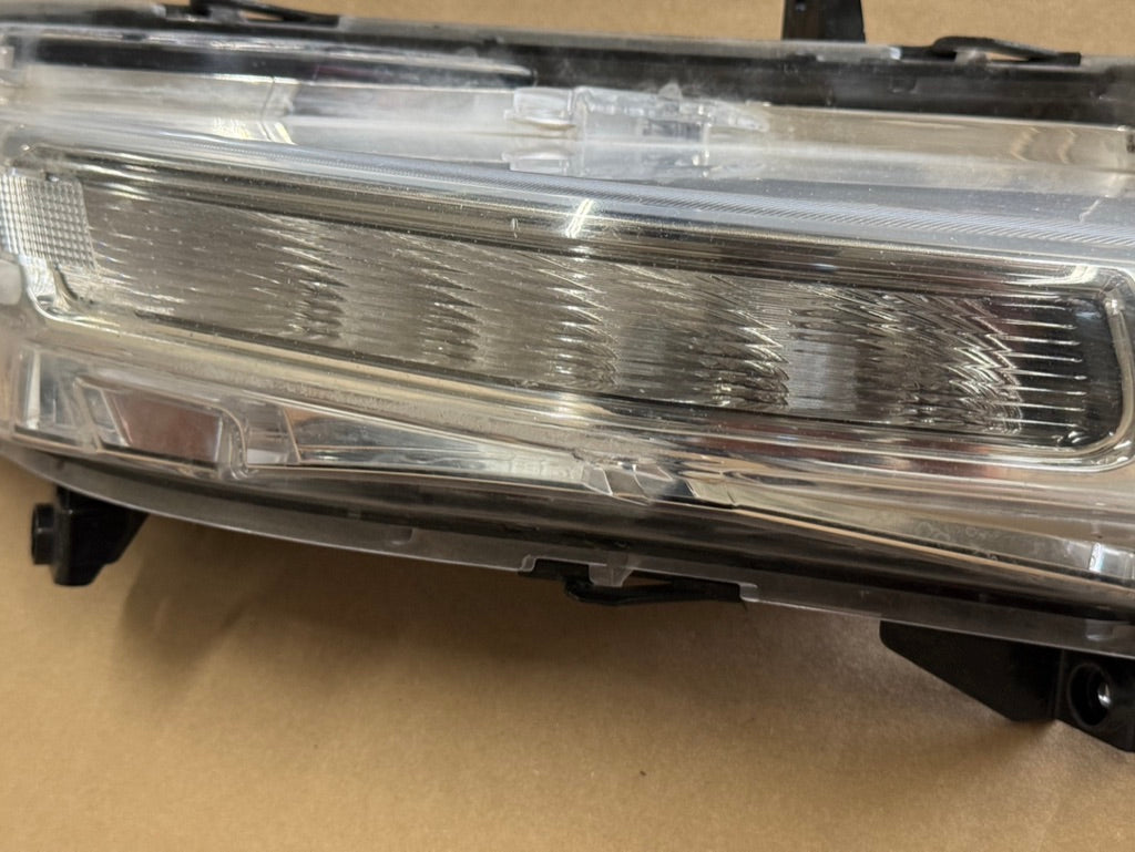 2018-2023 Mustang GT RH Passenger Side Turn Signal Light Fog Light LED