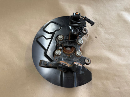 2021-2023 Ford Mustang 5.0 GT RH Passenger Side Front Spindle Knuckle Hub 4 Bolt