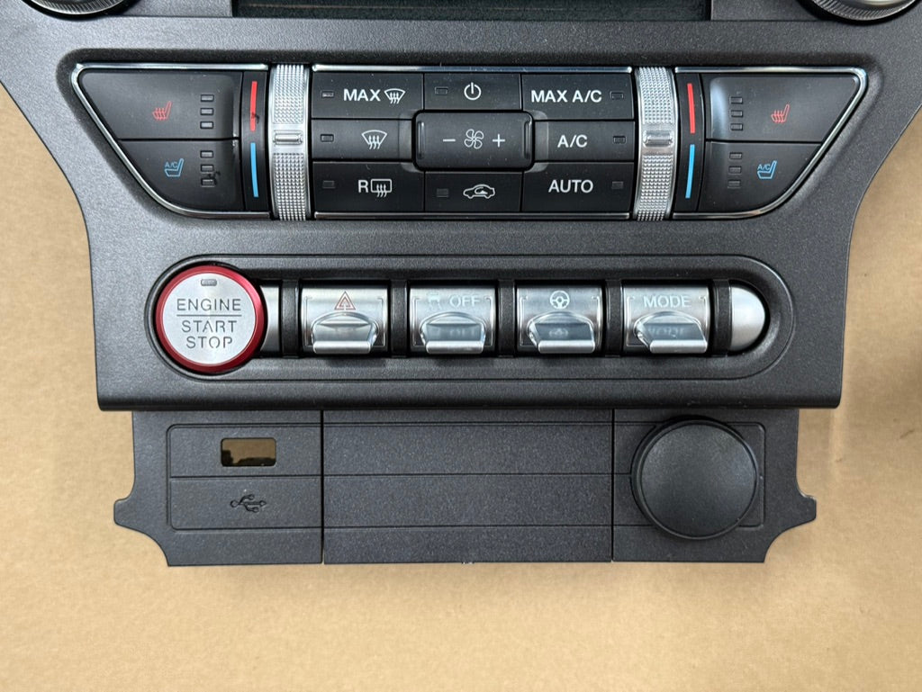 2021 Ford Mustang GT Touch Screen, Face Plate, Radio, Module USB Port