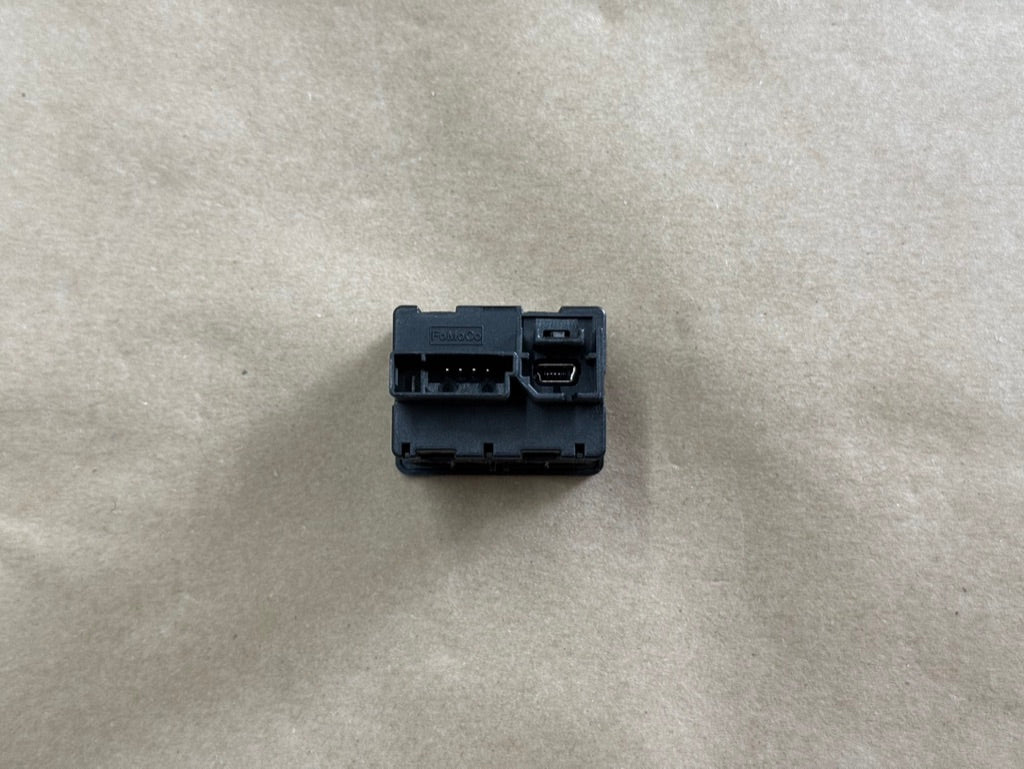 2024-2026 Ford Mustang GT Ecoboost USB Port