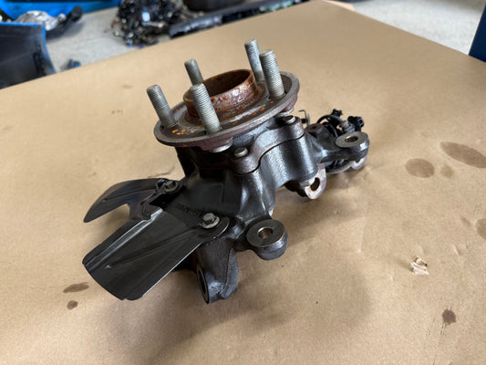 2024-2026 Mustang GT LH Driver Side Front Spindle Knuckle Hub 16k miles