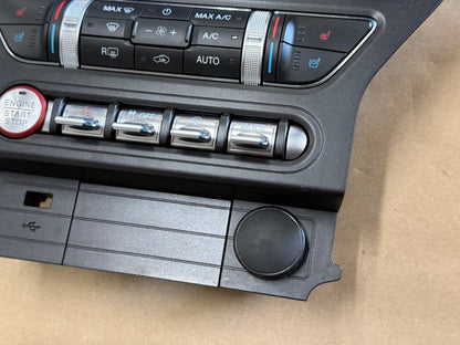 2021 Ford Mustang GT Touch Screen, Face Plate, Radio, Module USB Port