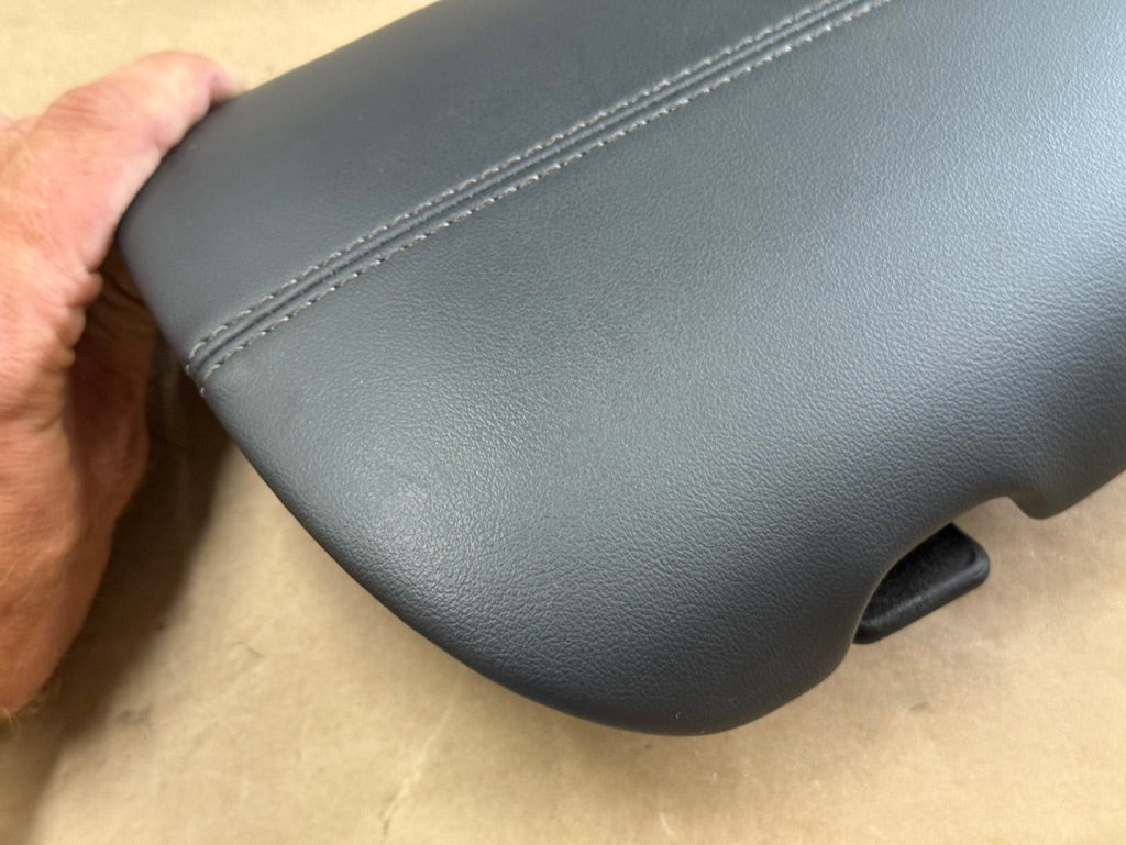 2024-2026 Ford Mustang Center Top Console Lid Armrest