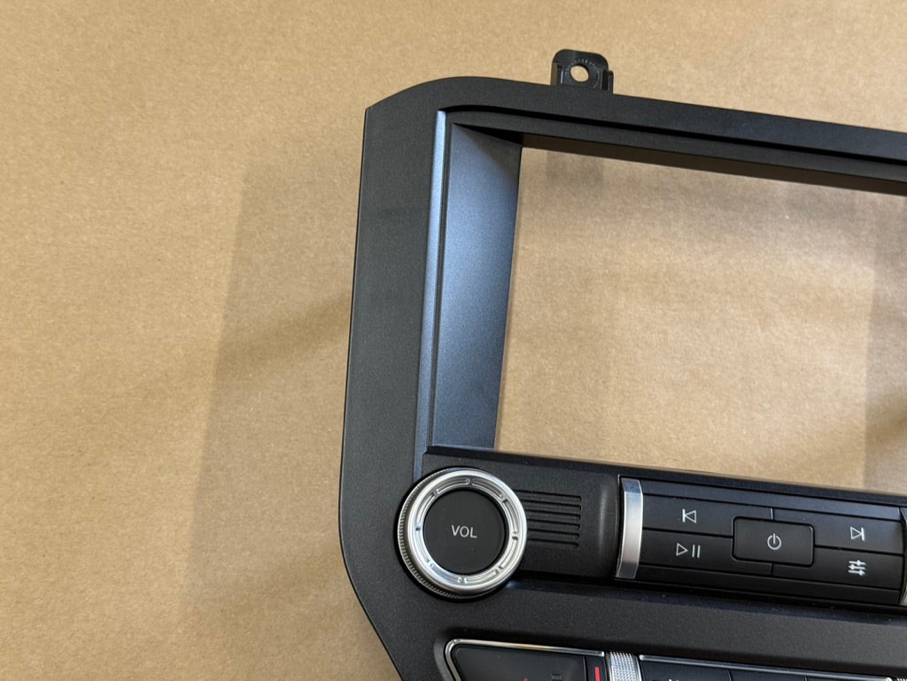 2022 Ford Mustang GT Touch Screen, Face Plate, Radio, Module USB Port