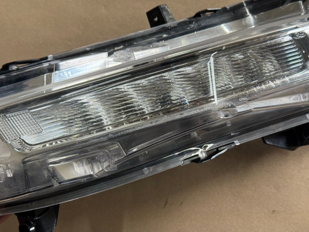 2018-2023 Mustang GT RH Passenger Side Turn Signal Light Fog Light LED