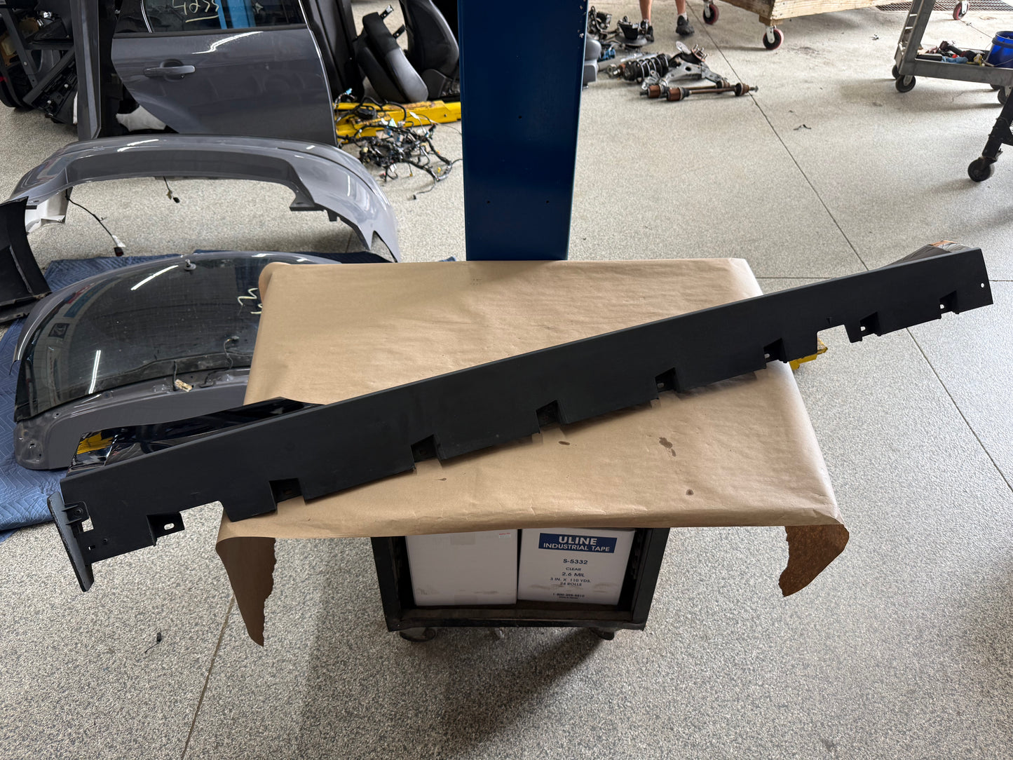 2015-2023 Ford Mustang GT V6 RH Passenger Side Skirt Molding "G1"
