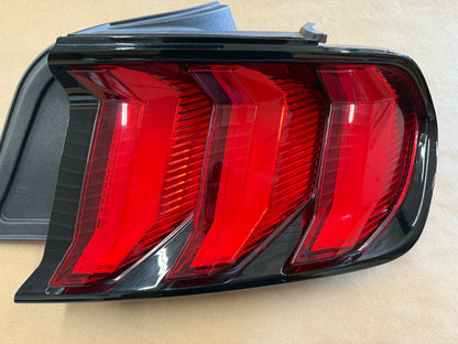 2018-2023 Ford Mustang GT V6 EcoBoost Tail Light RH Passenger Side LED
