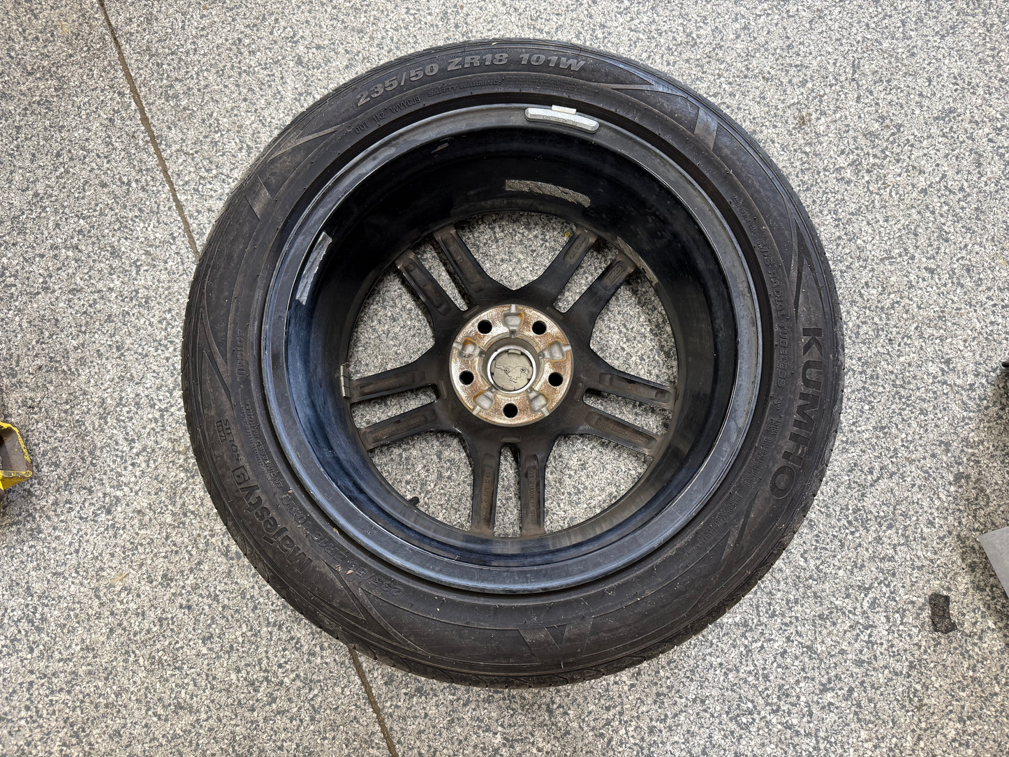 2018-2023 Ford Mustang GT 5.0 18x8" Wheel Rim Kumho Majesty 235/50/18