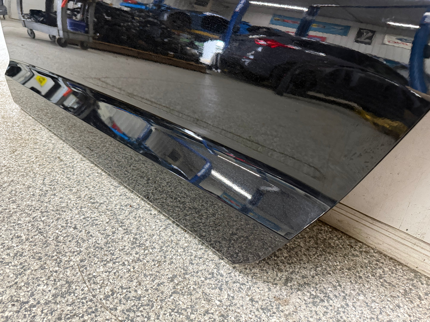 2015-2023 Ford Mustang GT GT500 RH Passenger Side Door Complete w/Glass "G1"