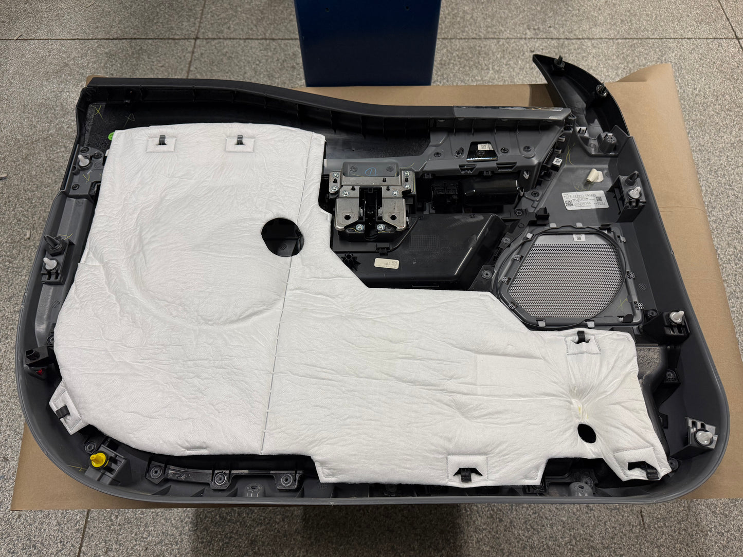 2023-2025 Ford F-250 F-350 Super Duty XLT Sport RH Passenger Front Door Panel