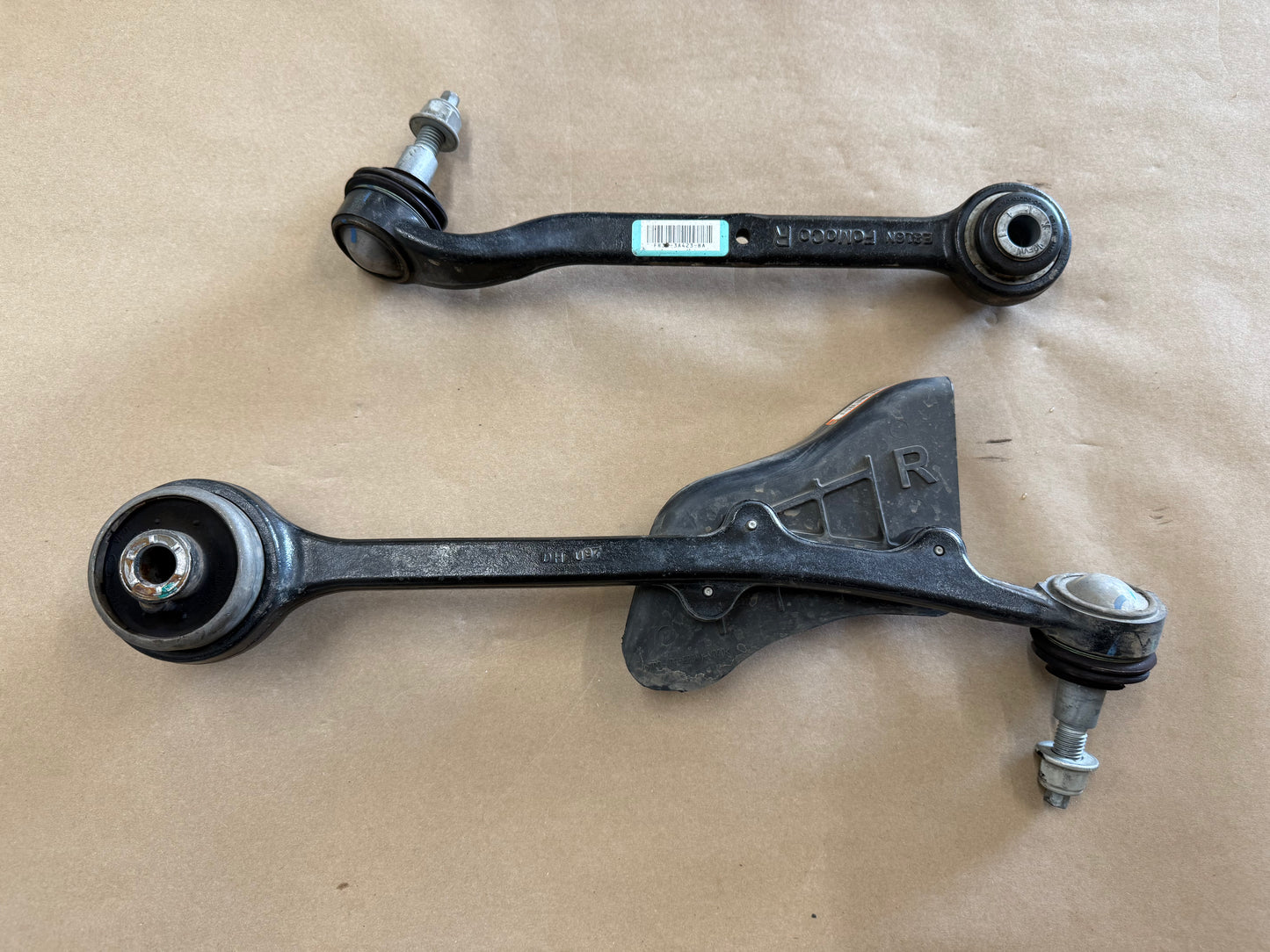 2015-2023 Mustang GT Passenger RH Side Front Control Arms Frontward Rearward PP1
