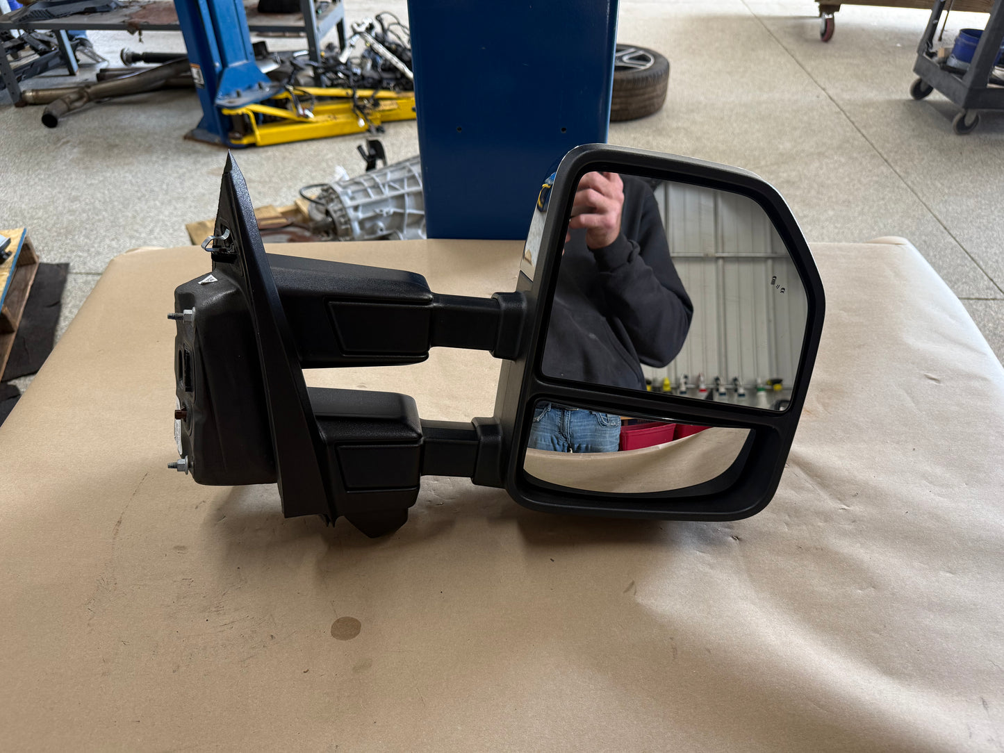 2023-2026 Ford F-250 F-350 RH Passenger Side Mirror "PC3B-17682-BELSMAS"