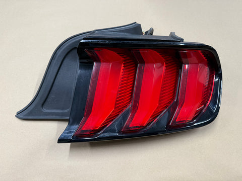 2018-2023 Ford Mustang GT V6 EcoBoost Tail Light RH Passenger Side LED