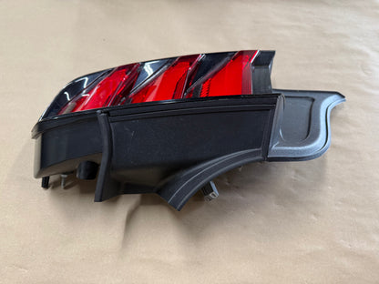 2018-2023 Ford Mustang GT V6 EcoBoost Tail Light RH Passenger Side LED