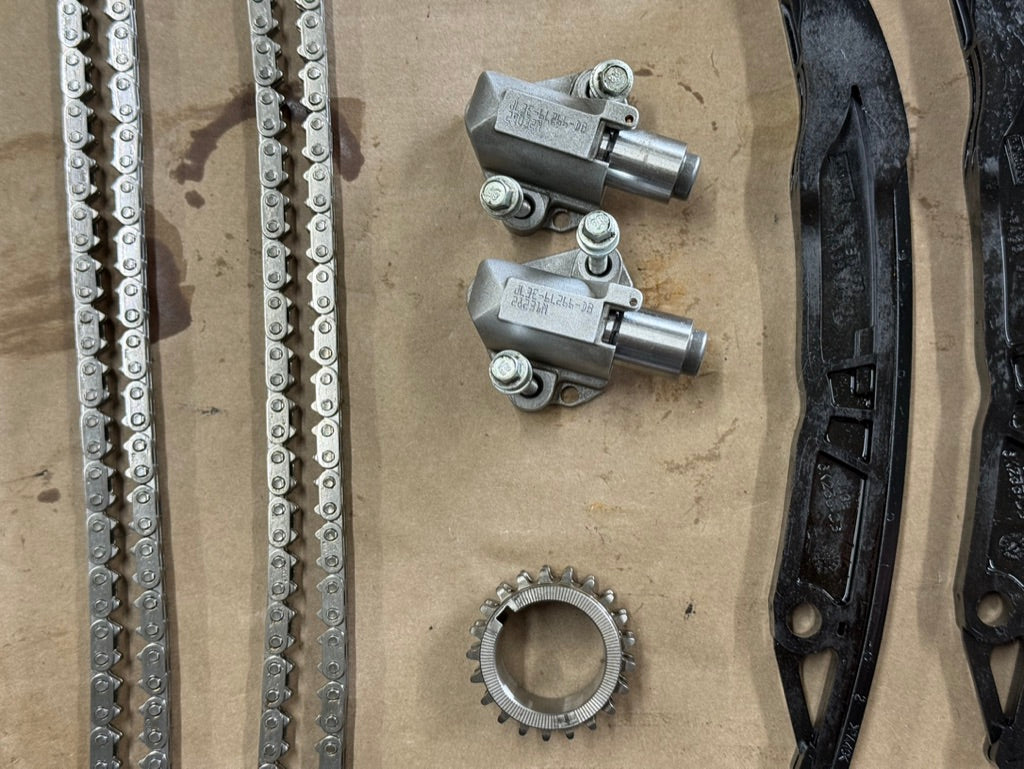 2024-2026 Mustang GT 5.0L Timing Chain Set Chains Guides Tensioners "USED"