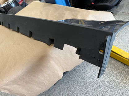2015-2023 Ford Mustang GT V6 LH Side Skirt Molding Driver Side "M7"