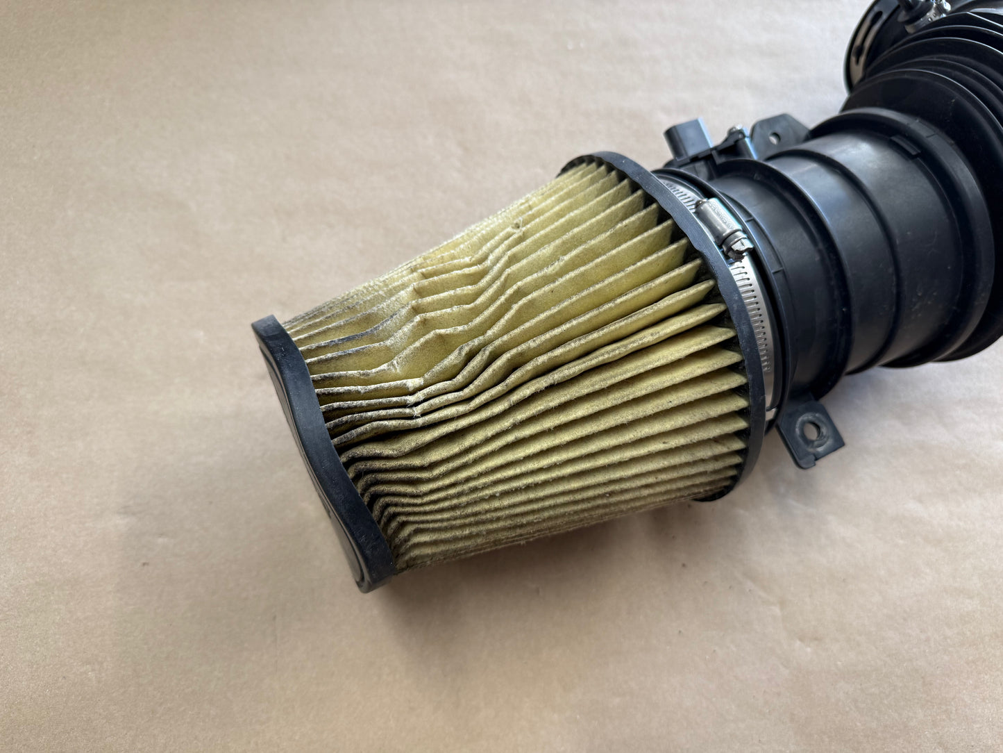 2024-2026 Ford Mustang GT Coyote OEM Cold Air Intake Elbow MAF Housing RH Pass.