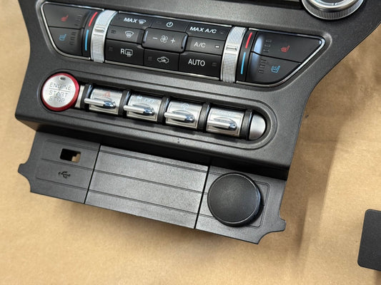 2019 Ford Mustang Touch Screen Face Plate Radio Module USB Port