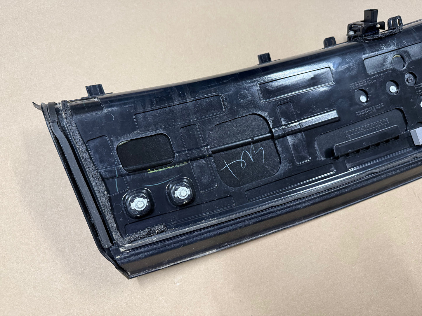 2018-2023 Ford Mustang GT Whiteout Package Rear Decklid Panel Back-Up Camera OEM