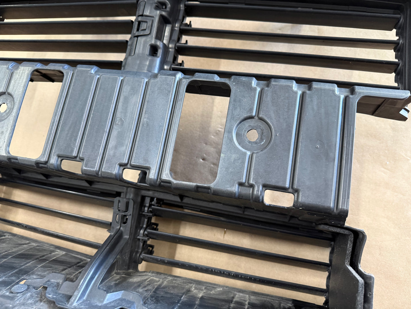 2018-2023 Ford Mustang GT Radiator Air Shutter Grille Assembly
