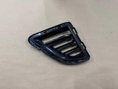 2016-2018 Chevrolet Camaro SS Front Bumper LH Driver Side Grille GM
