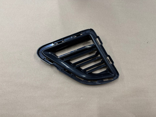 2016-2018 Chevrolet Camaro SS Front Bumper LH Driver Side Grille GM