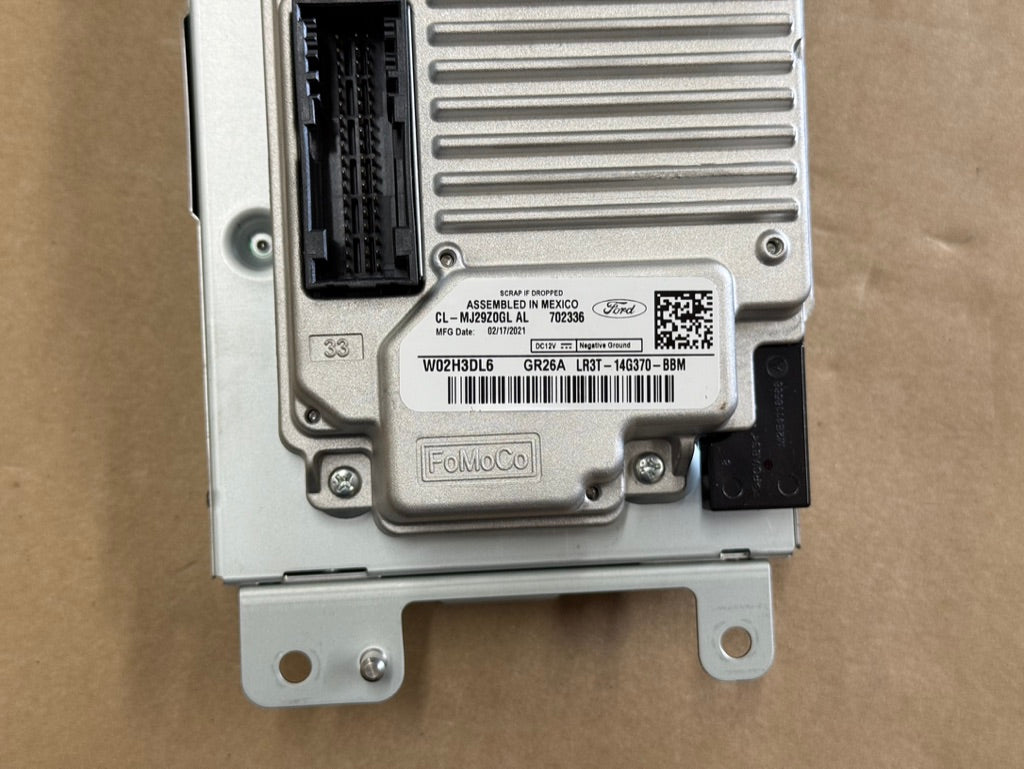 2021 Ford Mustang GT Touch Screen, Face Plate, Radio, Module USB Port