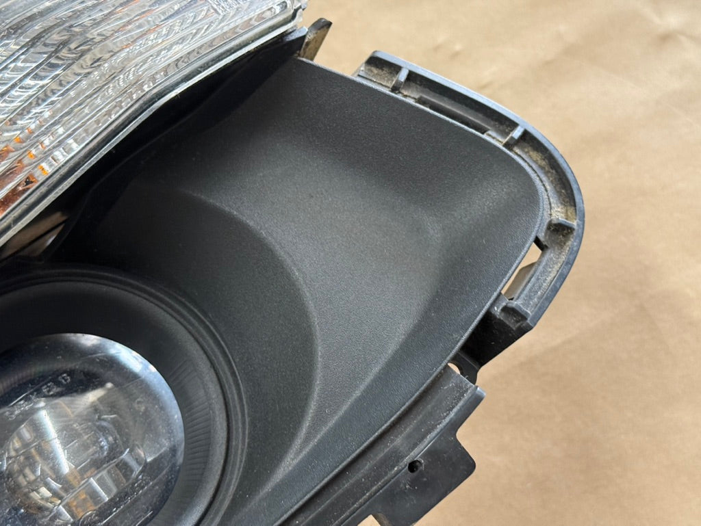 2015-2017 Ford Mustang GT RH Passenger Side Turn, Fog Light Bezel