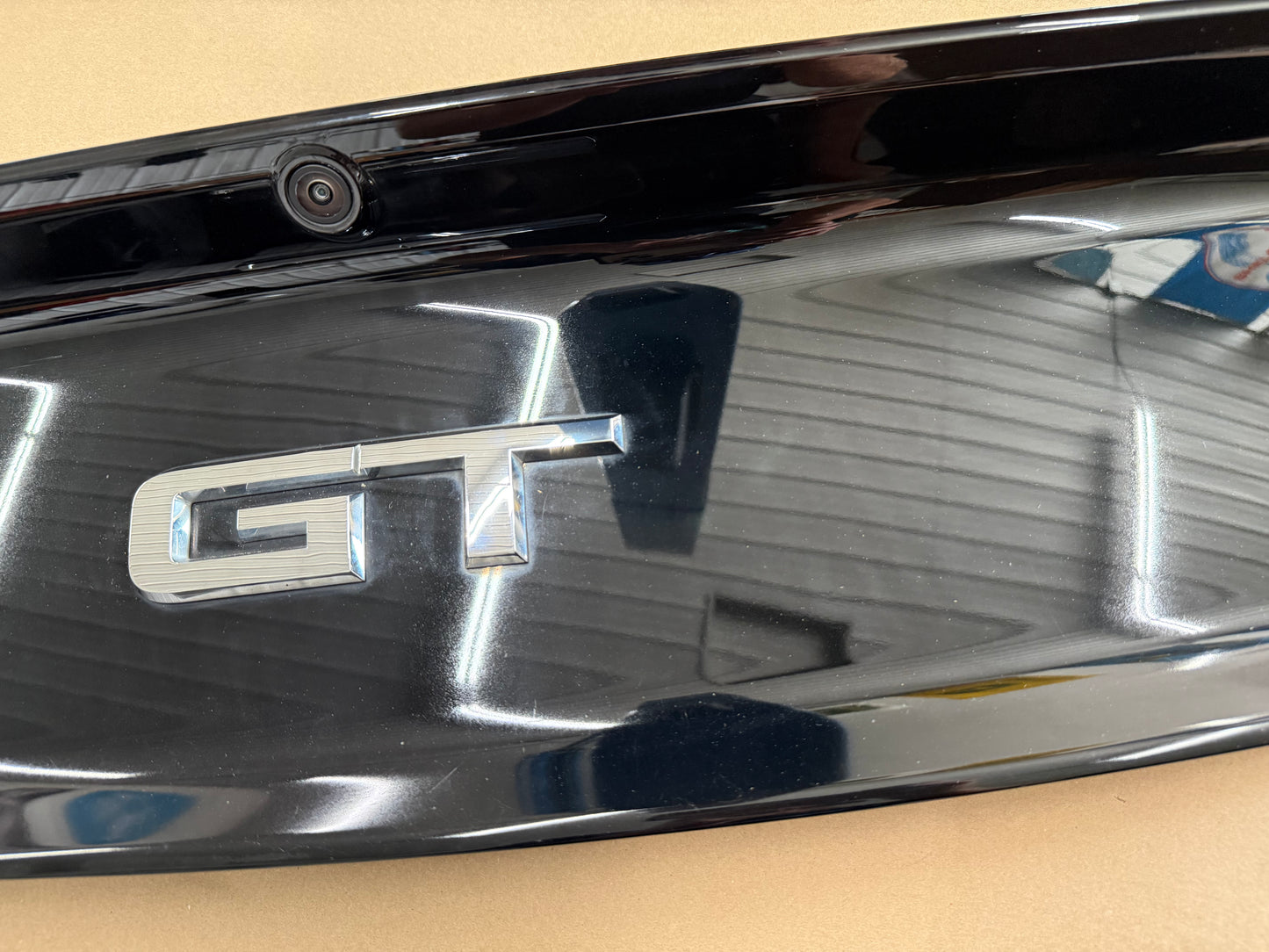 2015-2017 Ford Mustang GT 5.0 Trunk lid Panel Rear Decklid Back-Up Camera