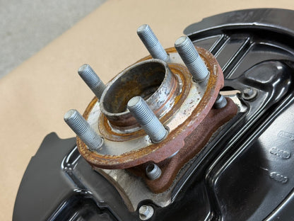 2024-2026 Ford Mustang GT RH Passenger Side Rear Spindle Knuckle Hub