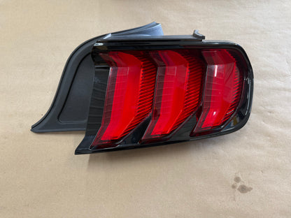 2018-2023 Ford Mustang GT V6 EcoBoost Tail Light RH Passenger Side LED