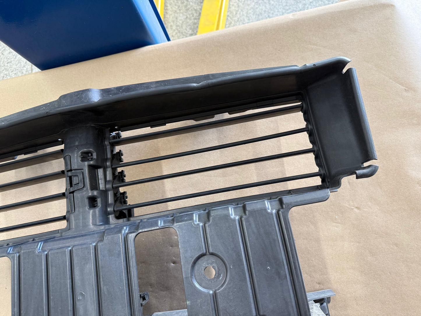 2018-2023 Ford Mustang GT Radiator Air Shutter Grille Assembly