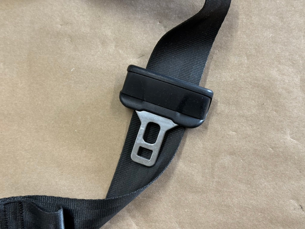 2018-2023 Ford Mustang 5.0 GT Convertible RH Passenger Front Seat Belt Safety