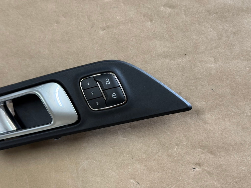 2018-2023 Ford Mustang GT LH Driver Memory Door Handle Buttons Trim