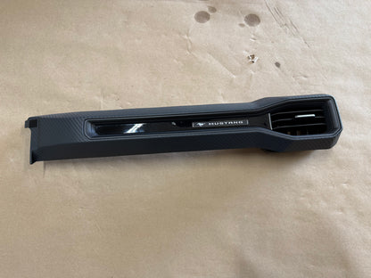 2024-2026 Ford Mustang GT Dash Trim Air Vent RH Passenger Side Panel S650