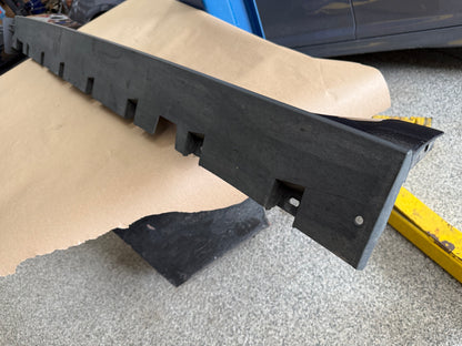 2015-2023 Ford Mustang GT V6 RH Passenger Side Skirt Molding "HY"