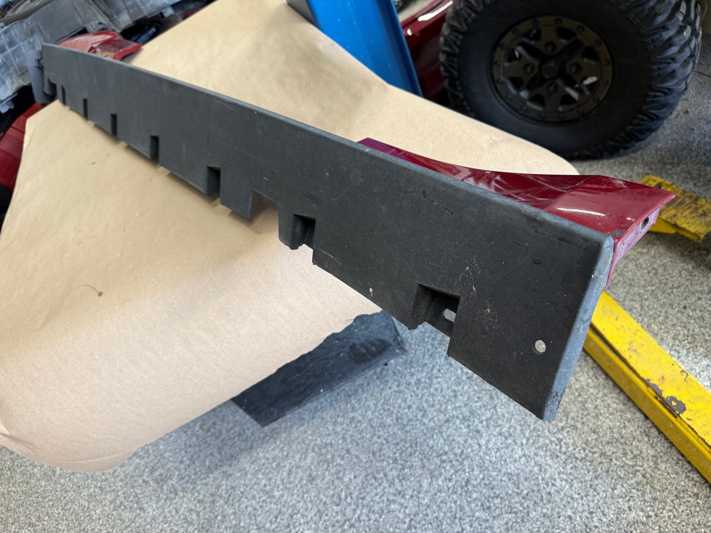 2015-2023 Ford Mustang GT V6 RH Passenger Side Skirt Molding "RR"