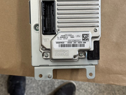 2021 Ford Mustang GT Touch Screen, Face Plate, Radio, Module USB Port